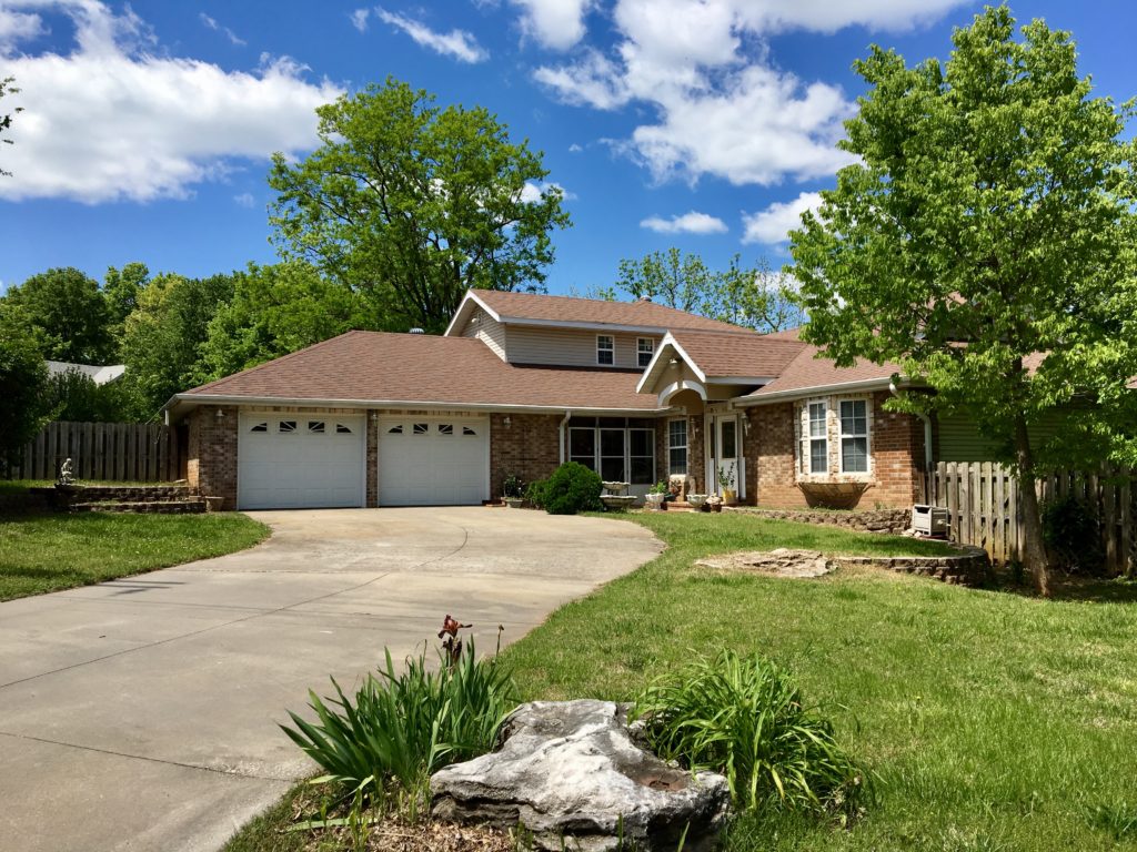 3993 N Bannister Ave. 3993 N Bannister Ave.