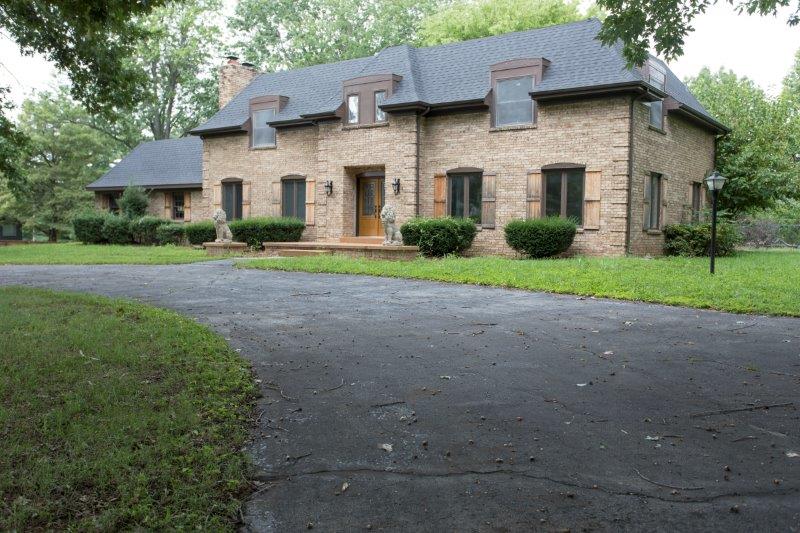 2325 Inglewood Springfield MO 65804 2325 Inglewood Springfield MO 65804